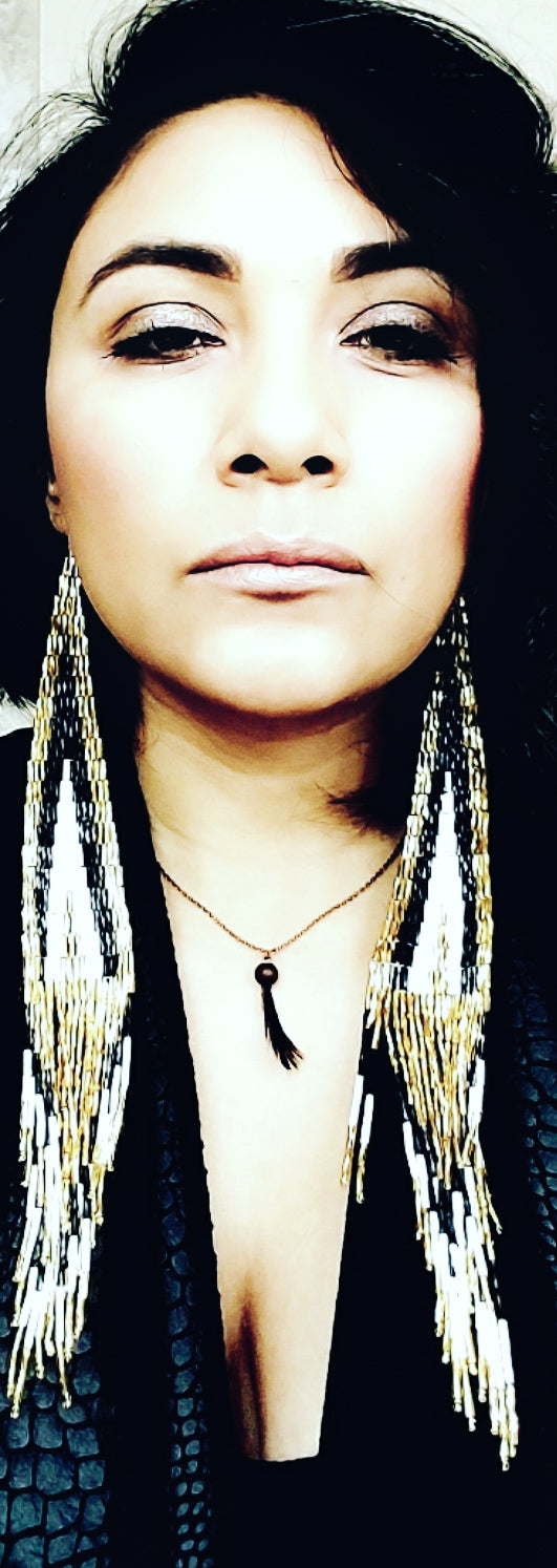 The DOTŁ’IZHI Stiletto